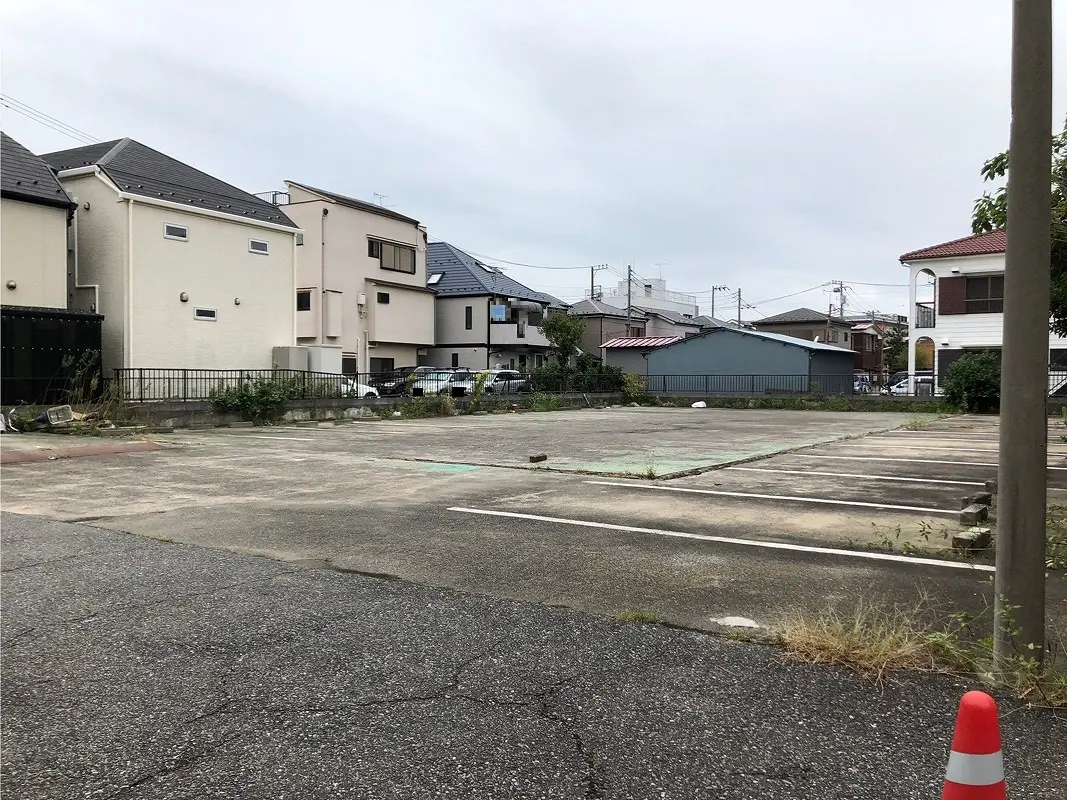 江戸川区北葛西２丁目　月極駐車場